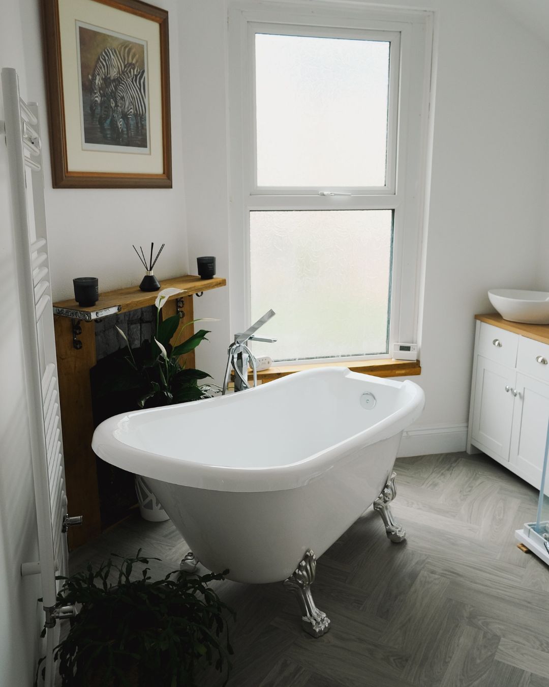 Well-maintained Sunrise property interior